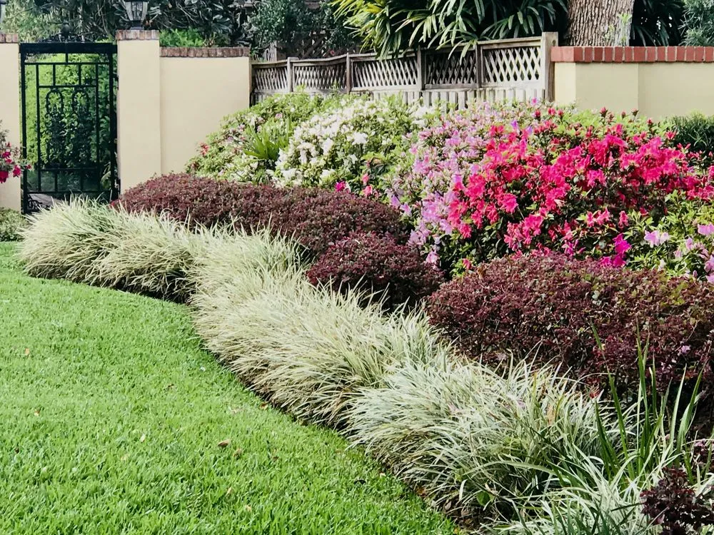 Reliable landscaping services experts serving Altamonte Springs, FL - Lawn Enforcement By The Book
