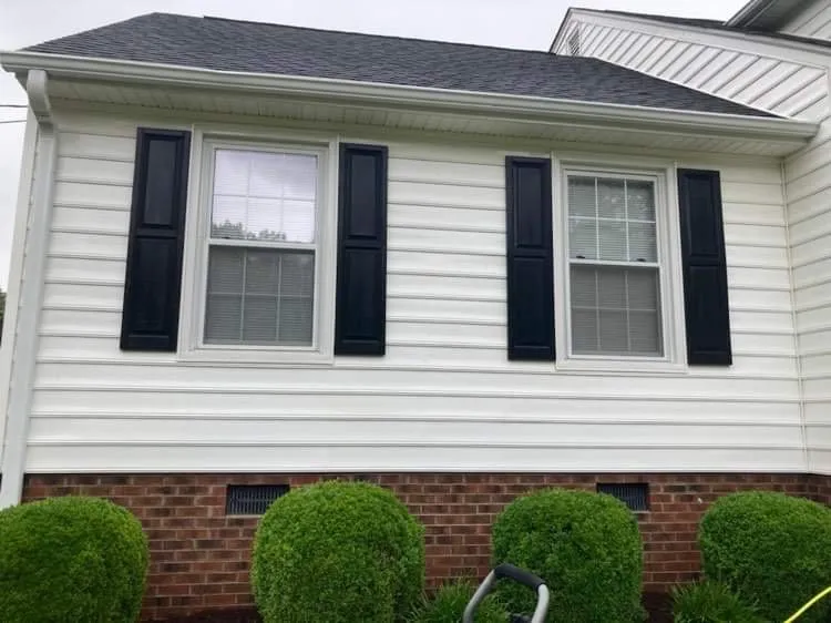 Local yard cleanup service in Durham, NC by Lawn Enforcement