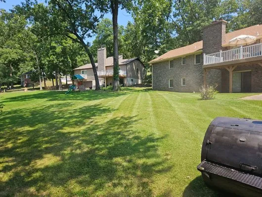 Lawn Enforcement Logo