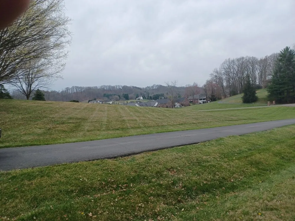 Custom garden landscaping with custom design in Abingdon, VA by Lawn Enforcement of Abingdon