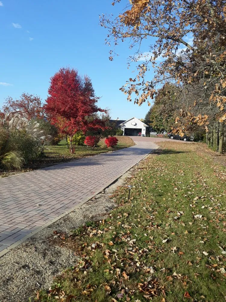 Affordable residential landscaping in Cedarburg, WI - Lawn Expert