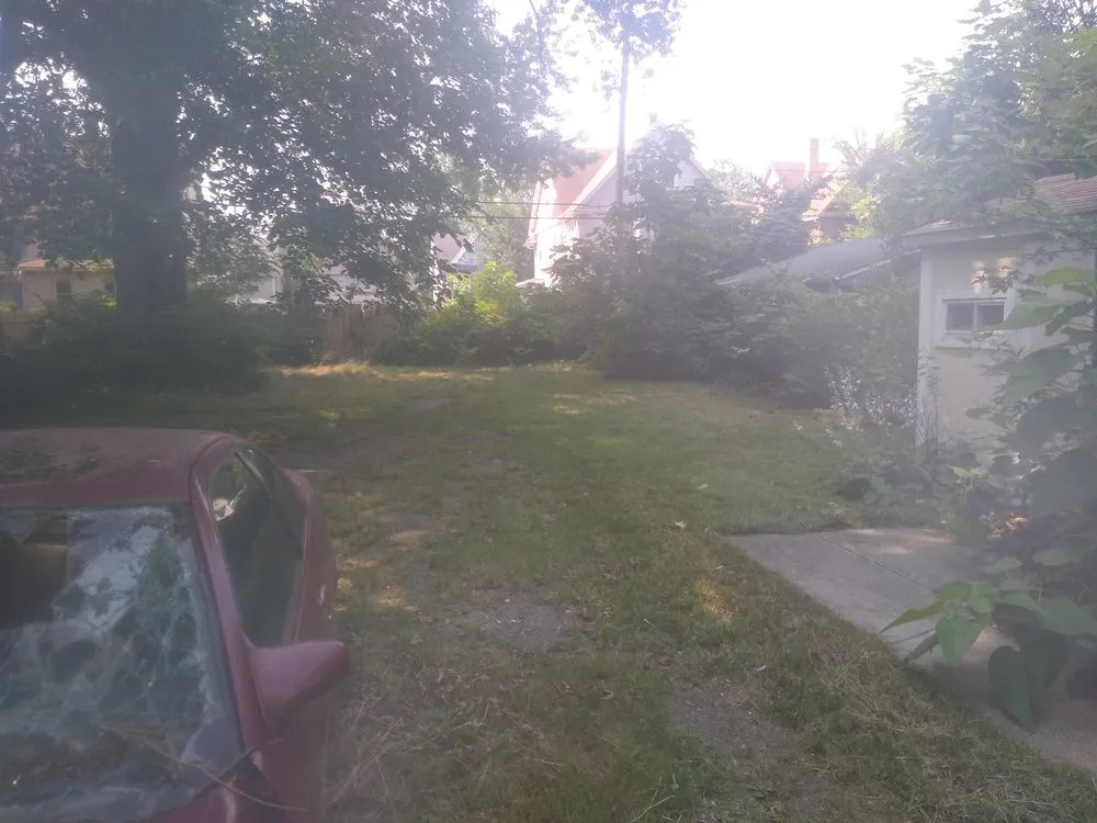 Custom lawn care service for outdoor upgrades in Cleveland, OH by Lawn Expressos