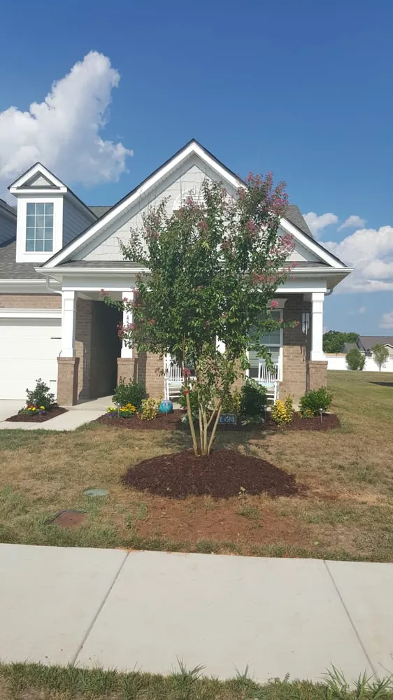 Custom lawn mowing service experts serving Kannapolis, NC - Lawn Firm