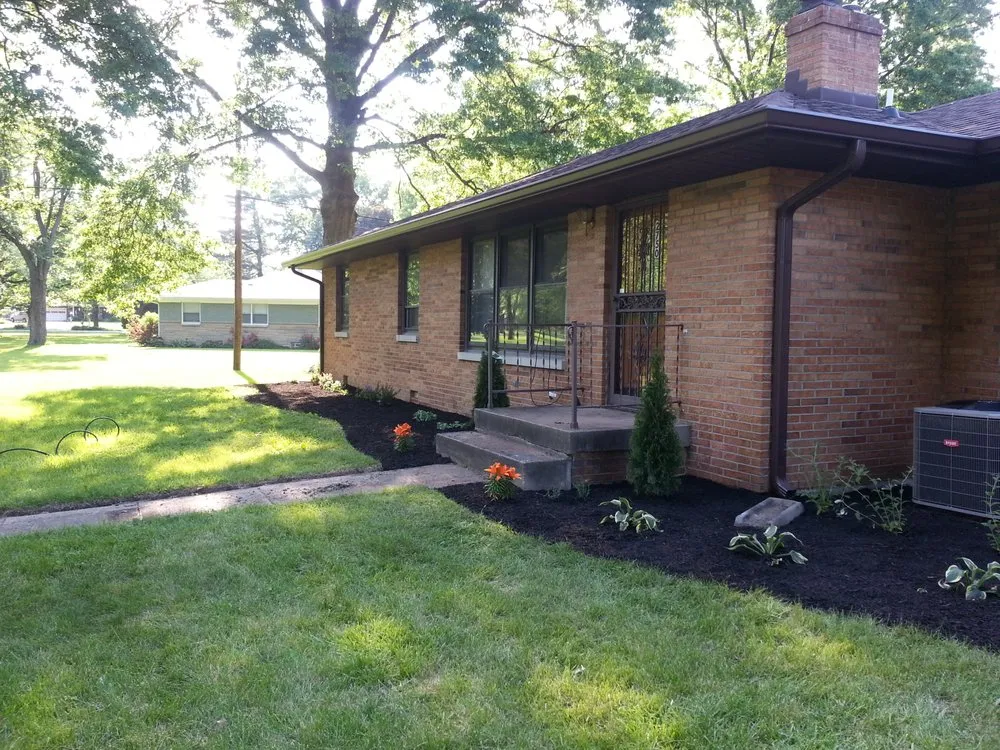 Top-rated landscaping services with custom design in Franklin, IN by Lawn Force One
