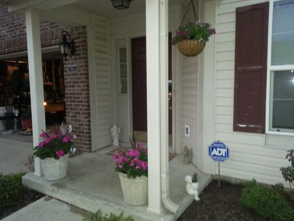 Custom lawn mowing service in Franklin, IN - Lawn Force One