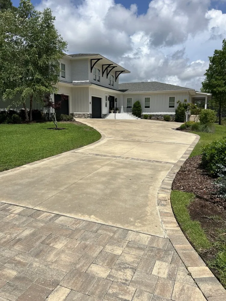 Trusted garden landscaping for year-round maintenance across Pensacola, FL - Lawn Gangster