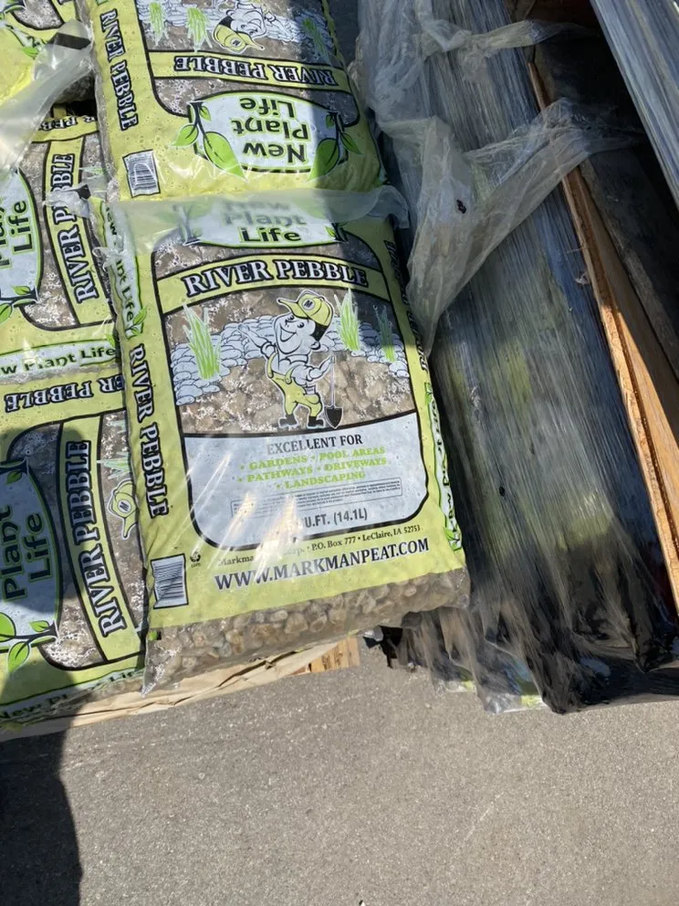 Custom yard cleanup service for outdoor upgrades in Louisville, KY by Lawn Geek - Louisville