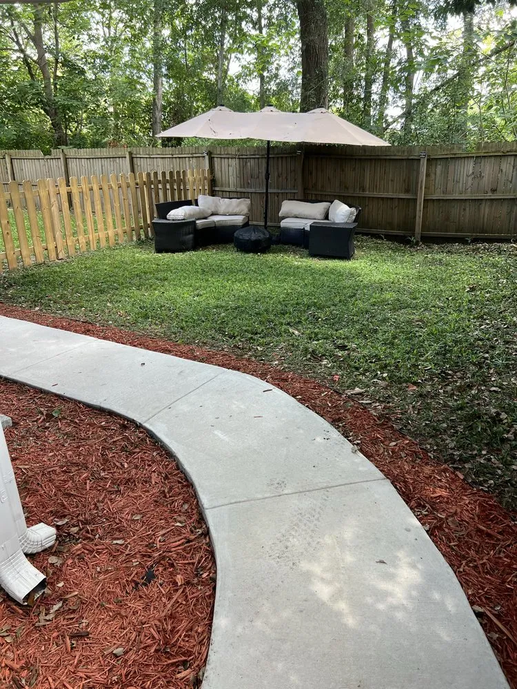 Reliable yard maintenance in Jacksonville, FL by Lawn Geekz Jax