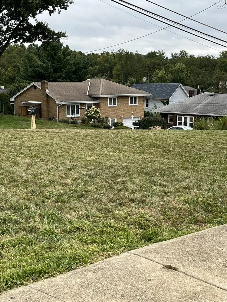 Professional landscaping services for beautiful yards across Pittsburgh, PA - Lawn Goats