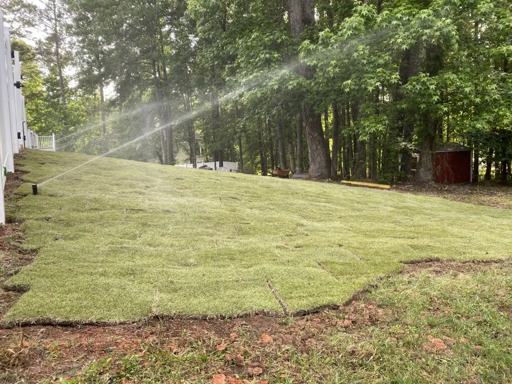 Affordable landscaping services in Snellvilleville, GA - Lawn Greeners