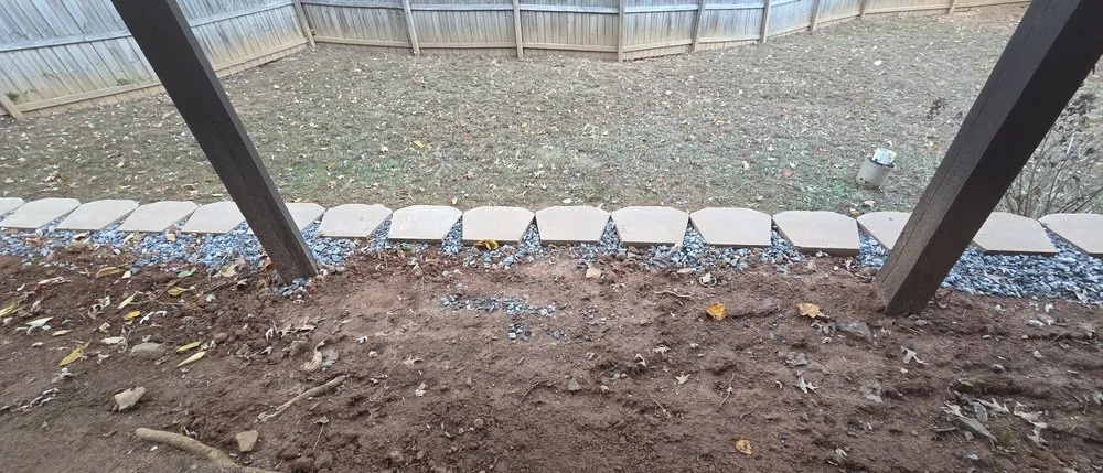 Professional yard maintenance in Snellvilleville, GA - Lawn Greeners