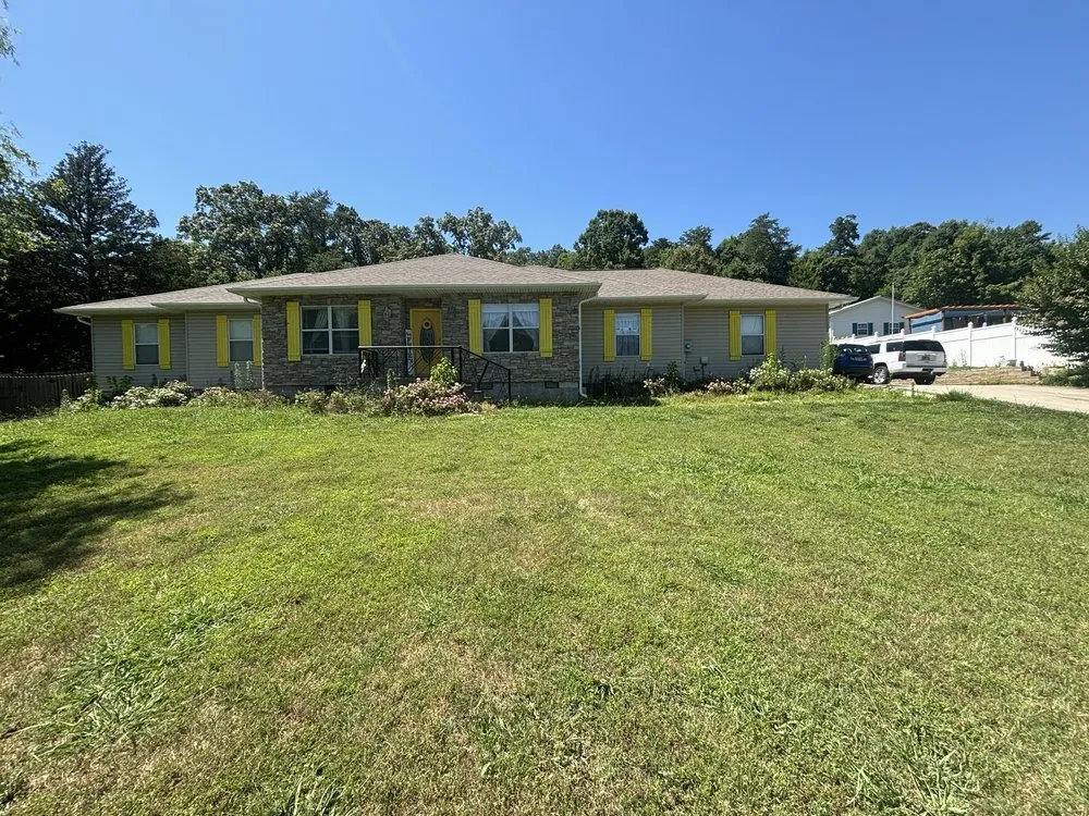 Reliable yard maintenance for beautiful yards in Rutledge, TN by Lawn Gutters & More