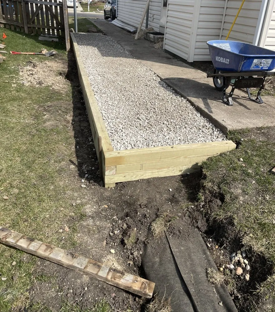 Trusted landscaping services in Carol Stream, IL by Lawn Heroes