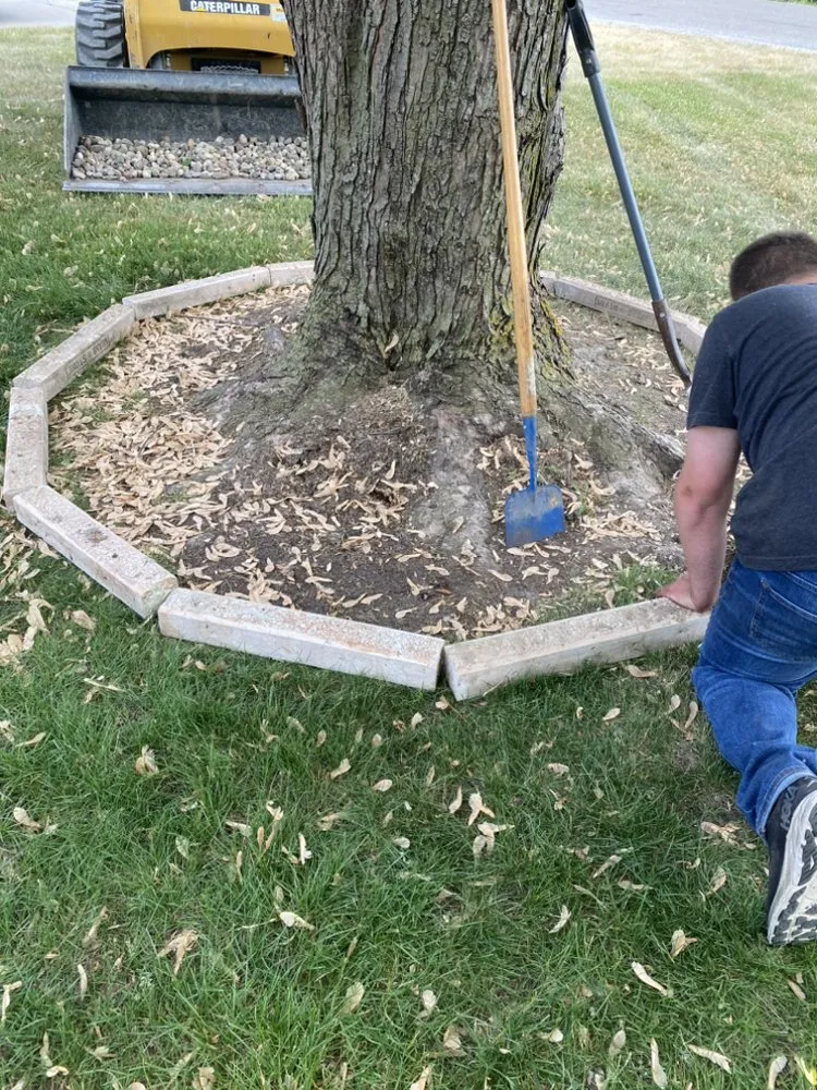 Local outdoor landscaping in Auburn, MI - Lawn Hero’s