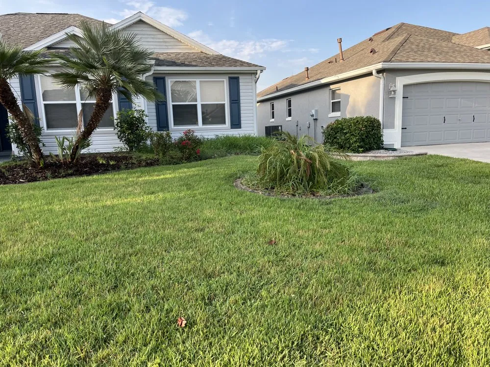 Top-rated lawn mowing service for residential properties across Ocala, FL - Lawn Hustlers