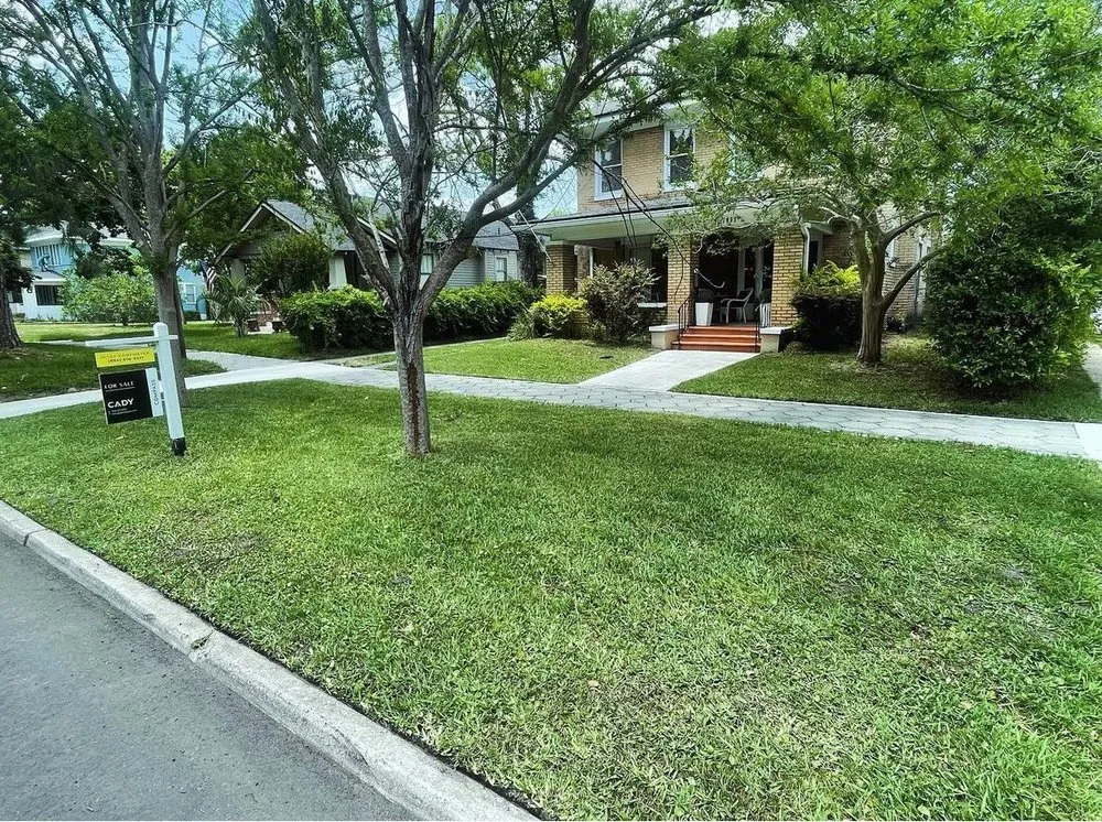 Affordable lawn mowing service in Jacksonville, FL by Lawn Impressions