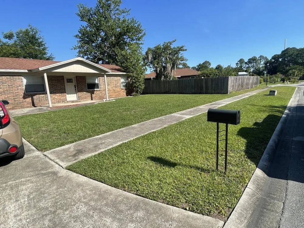 Affordable residential landscaping in Jacksonville, FL by Lawn Impressions