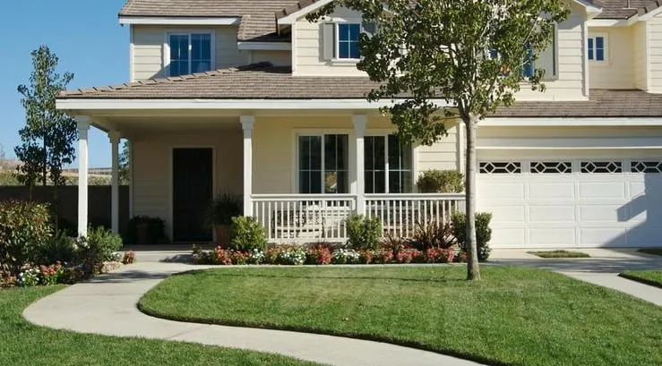 Custom lawn care service for beautiful yards across Fountain, CO - Lawn In Order