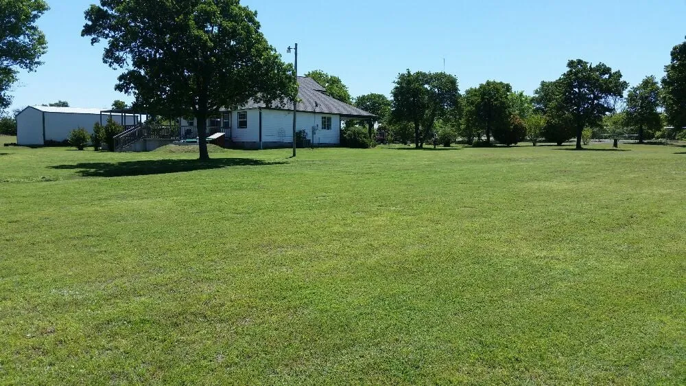 Reliable yard maintenance experts serving Choctaw, OK - Lawn In Order Landscaping