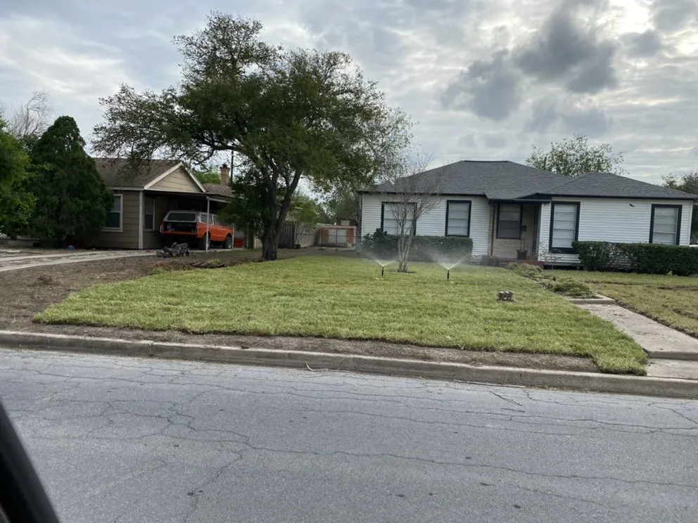 Custom yard maintenance for residential properties in Harlingen, TX by Lawn In Order Yard Service