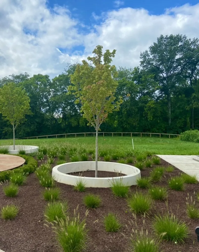 Custom outdoor landscaping experts serving Miamisburg, OH - Lawn Innovations