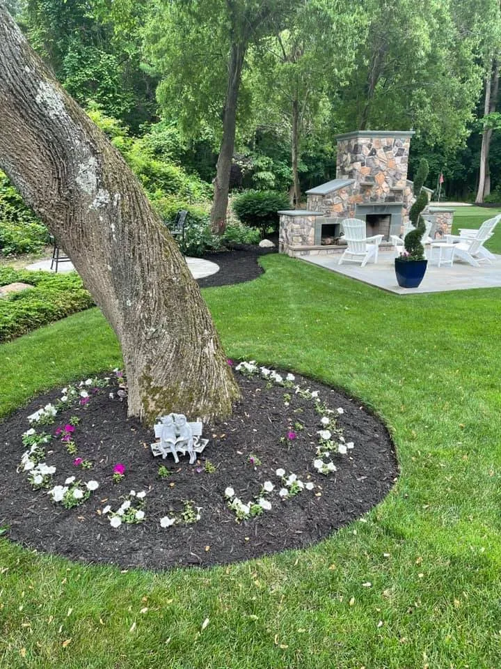 Affordable landscaping services experts serving Ronkonkoma, NY - Lawn Island Landcaping