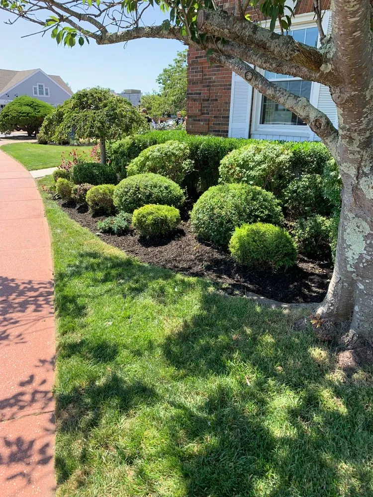 Local outdoor landscaping in Ronkonkoma, NY by Lawn Island Landcaping