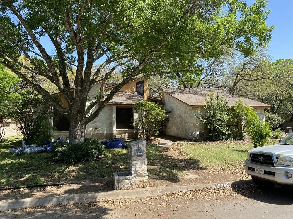 Affordable lawn care service in San Antonio, TX by Lawn Jockeys