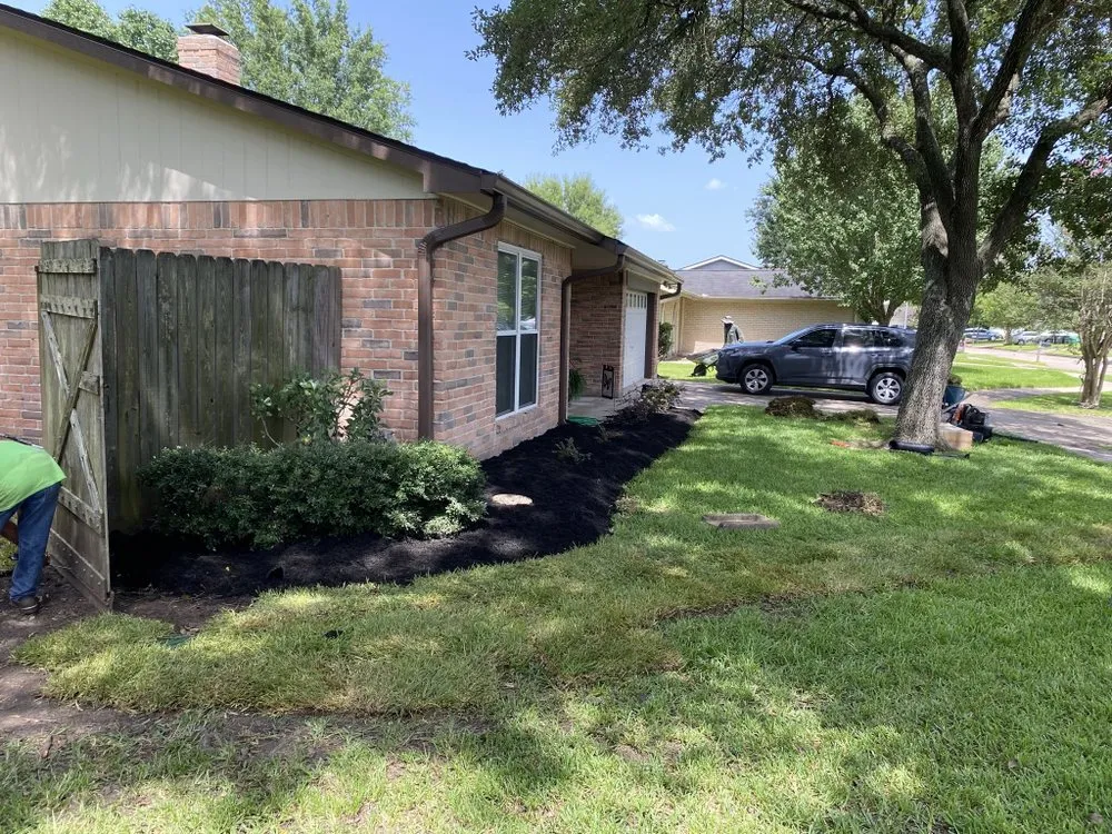 Local landscape design in Sugar Land, TX - Lawn John