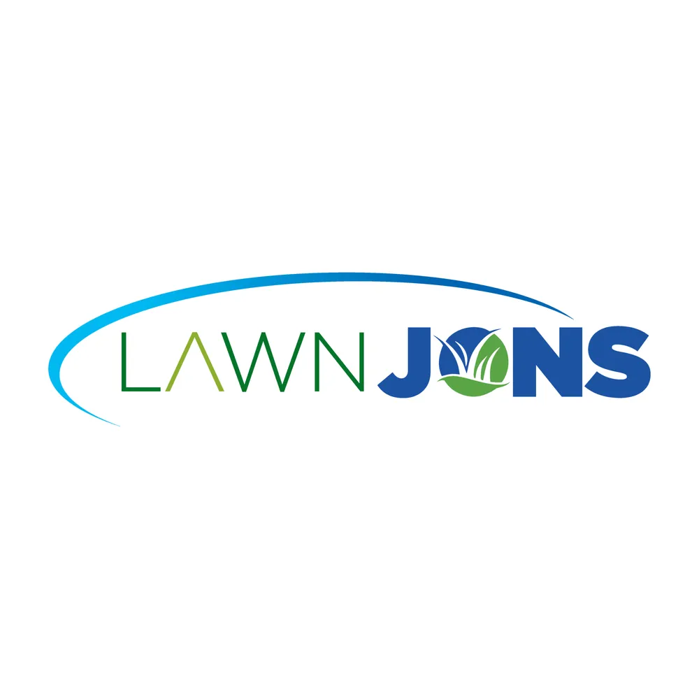Professional yard maintenance for beautiful yards in Macon, GA by Lawn Jons