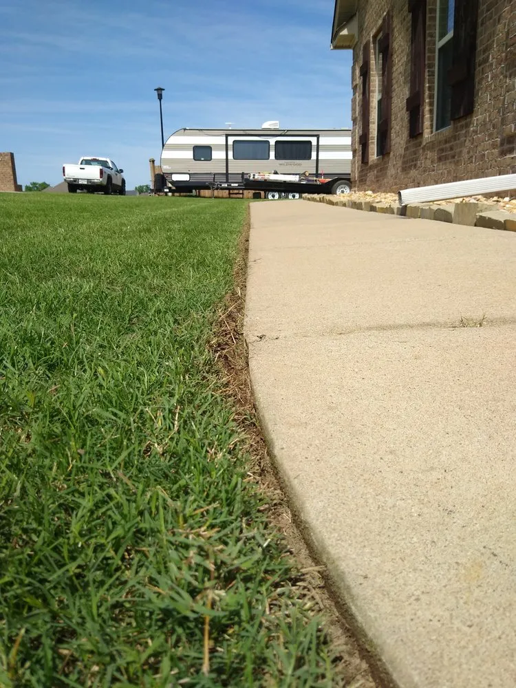 Trusted garden landscaping experts serving Greenbrier, AR - Lawn King