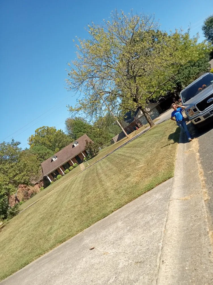 Custom landscaping services for homes in Greenbrier, AR by Lawn King