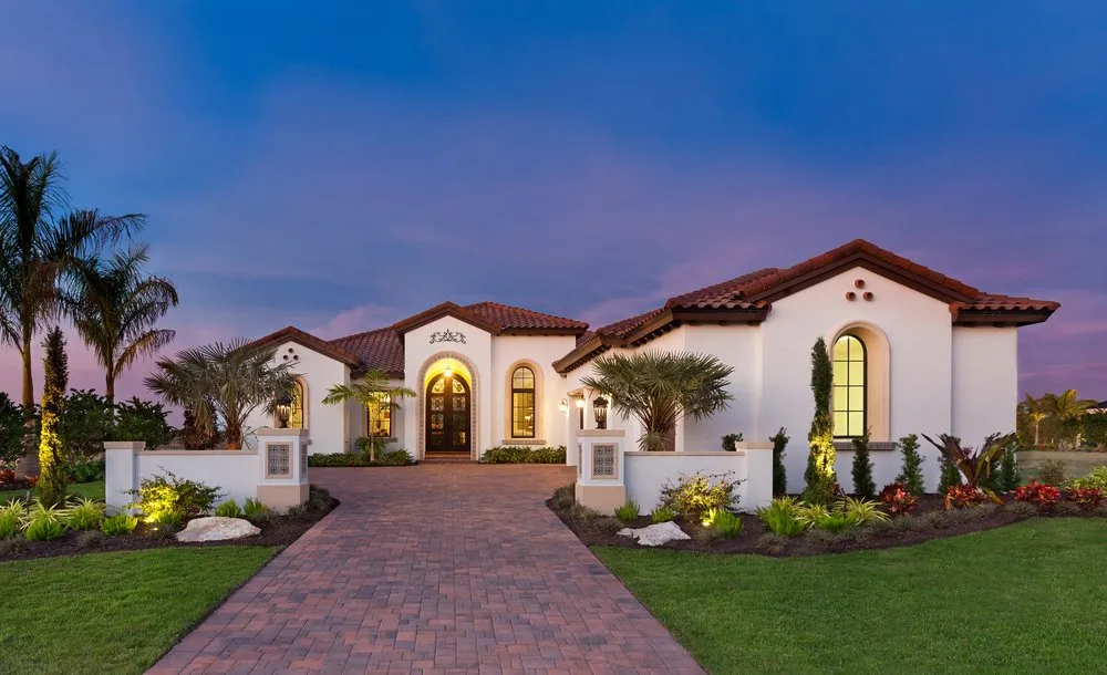 Expert outdoor landscaping for homes in Sarasota, FL by Lawn King Industries