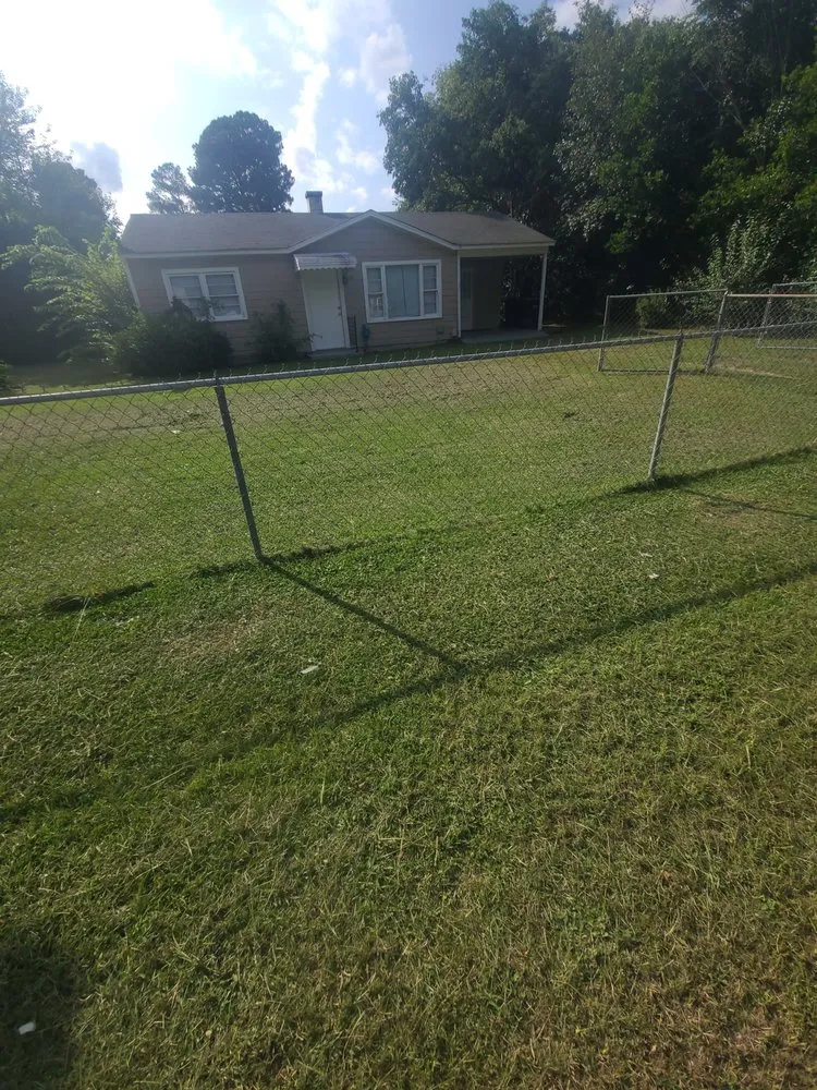 Affordable yard maintenance for homes in Augusta, GA by Lawn Kings Landscaping