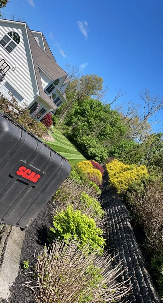 Reliable yard cleanup service for beautiful yards across Walden, NY - Lawn King’s Landscaping