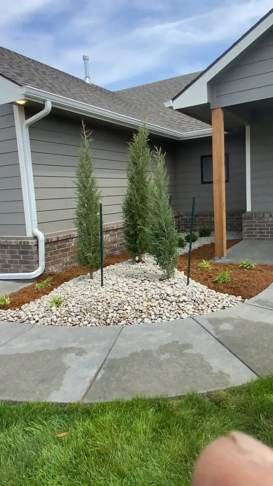 Affordable lawn care service in Wichita, KS - Lawn Kings Maintenance