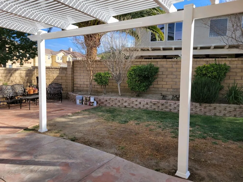 Reliable yard maintenance with custom design across Valencia, CA - Lawn Kings