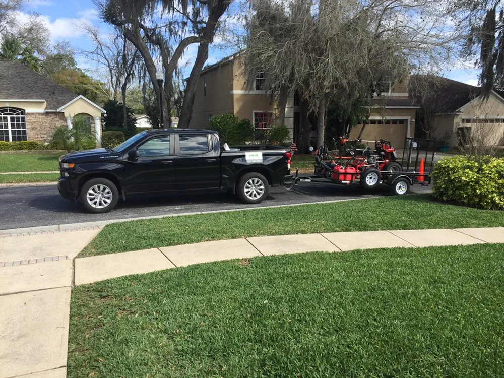 Affordable outdoor landscaping experts serving Brandon, FL - Lawn Klippers