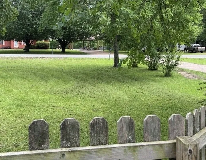 Trusted yard maintenance for year-round maintenance across Judsonia, AR - Lawn Kraken