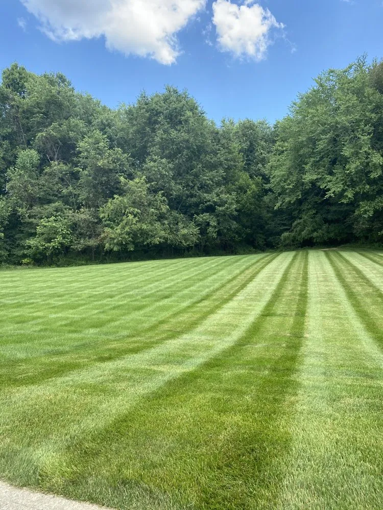Affordable lawn care service in Canton, OH - Lawn Legend