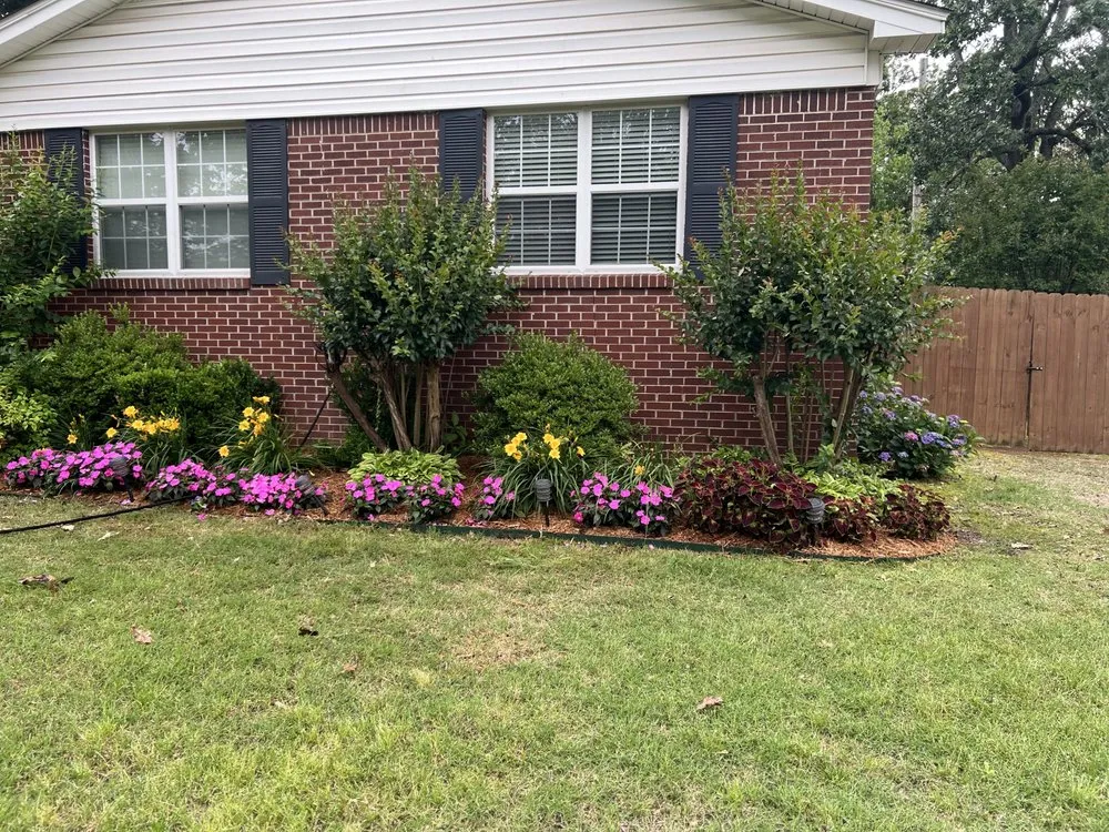 Top-rated lawn mowing service in Fort Smith, AR by Lawn Legends