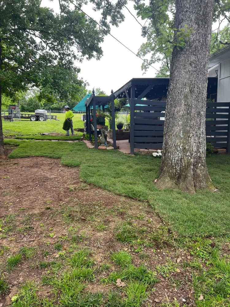 Professional yard maintenance in Fort Smith, AR by Lawn Legends