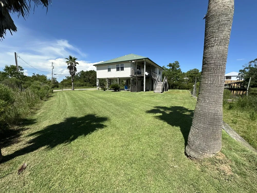 Reliable residential landscaping in Gulfport, MS - Lawn Legends