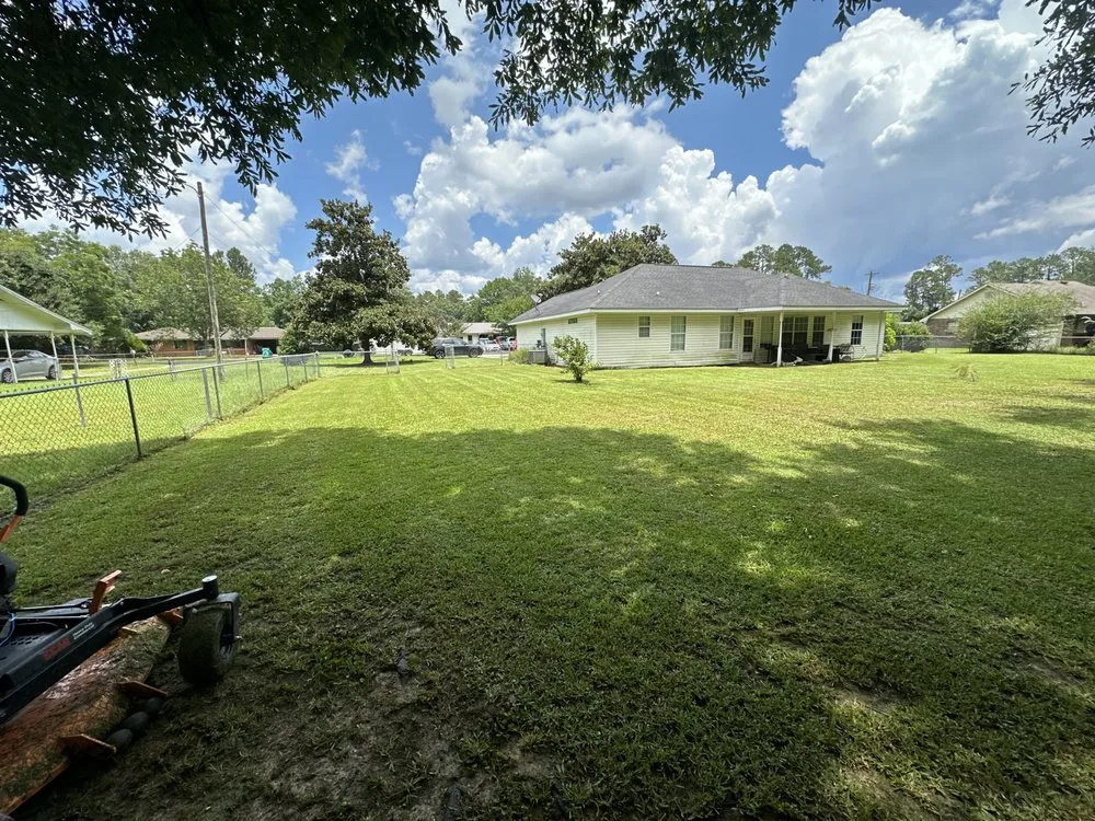 Custom landscape design in Gulfport, MS - Lawn Legends