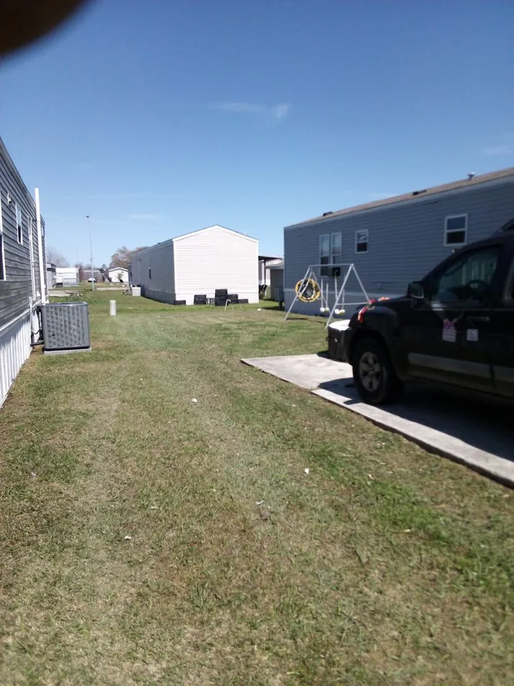 Expert landscape installation experts serving Lake Charles, LA - Lawn Legends