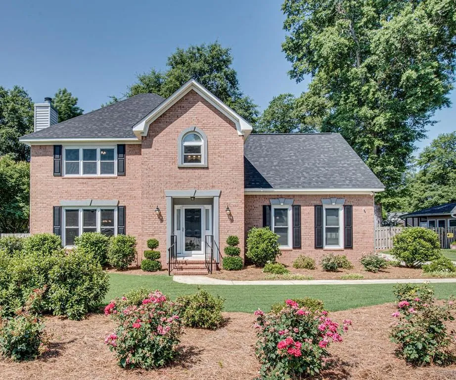 Top-rated yard cleanup service in Augusta, GA - Lawn Love Lawn Care