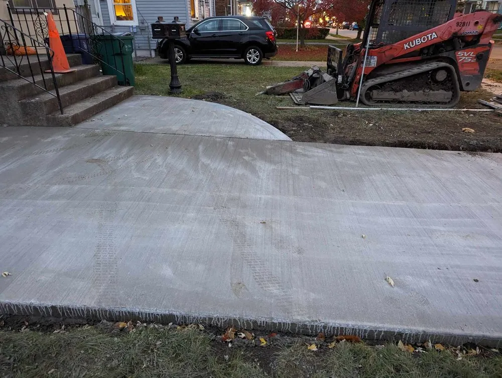 Affordable residential landscaping experts serving Buffalo, NY - Lawn Love Lawn Care