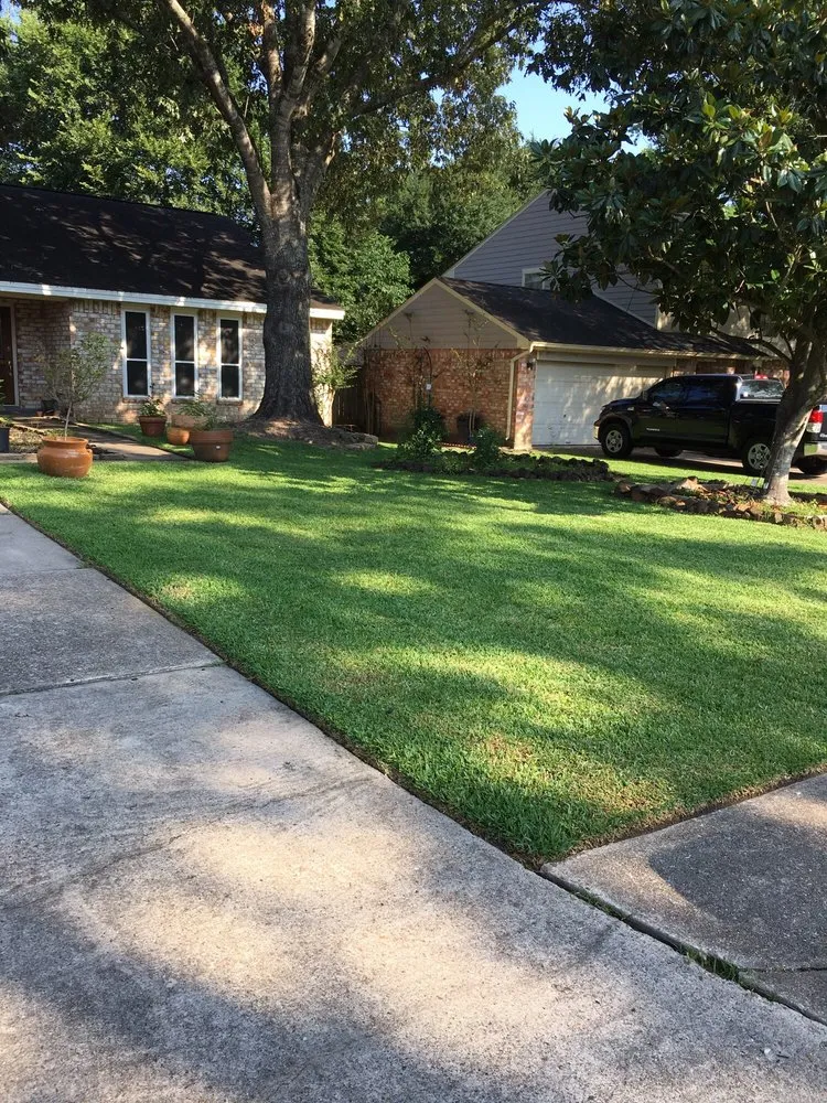 Affordable landscape design in Houston, TX - Lawn Love Lawn Care