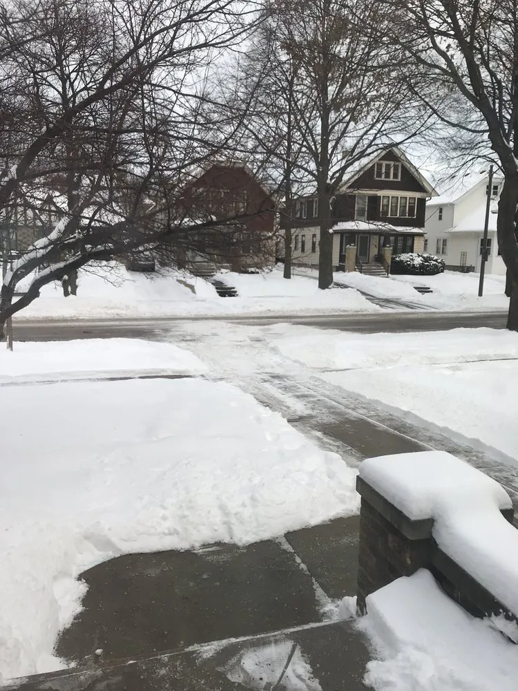 Top-rated residential landscaping in Milwaukee, WI by Lawn Love Lawn Care