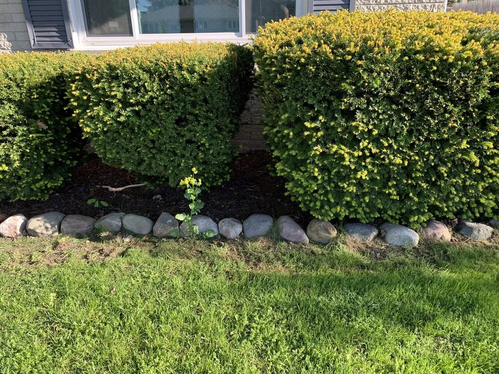 Professional garden landscaping in Southfield, MI by Lawn Love Lawn Care